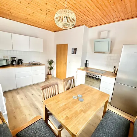 Gemuetliches 3-raum-nest Im 2.og Apartman Mittweida